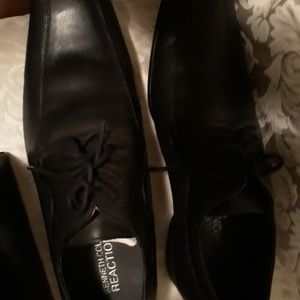 Mens shoes